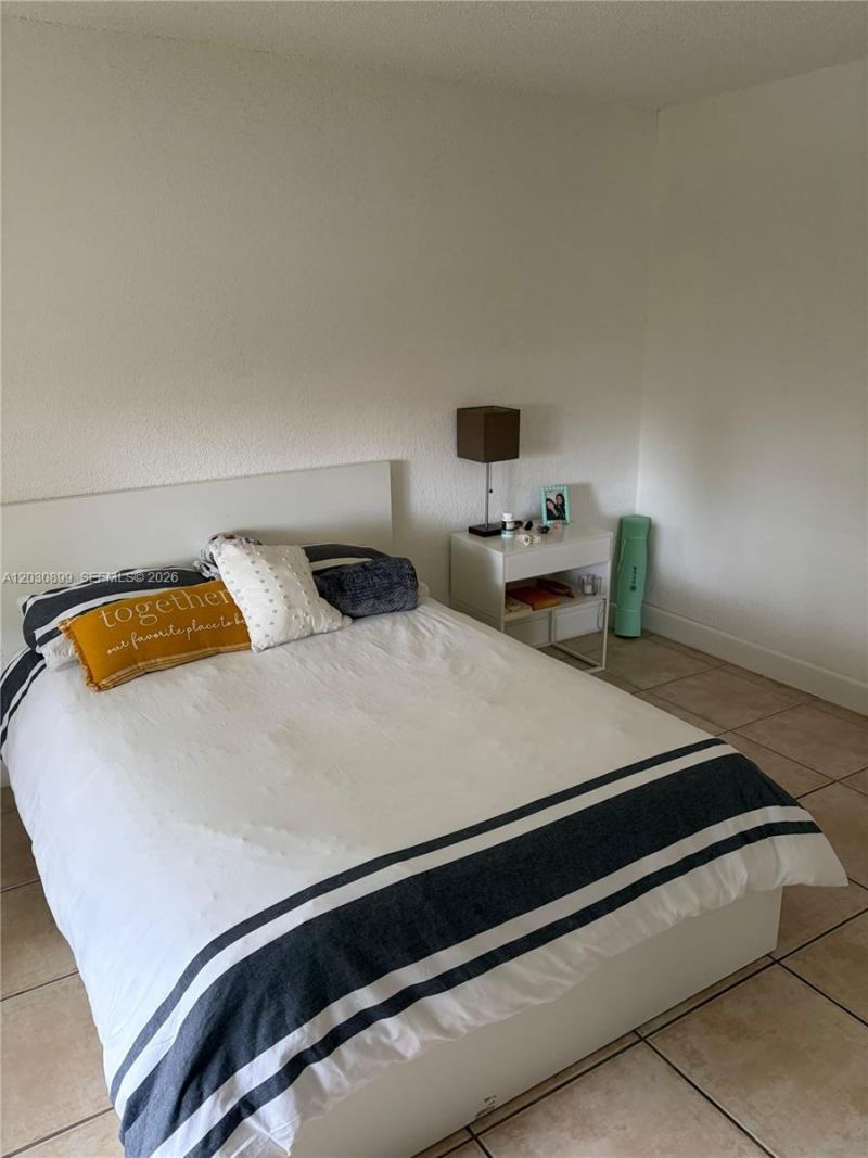 16184 Laurel Dr , Unit 204, Weston, FL 33326 Photo