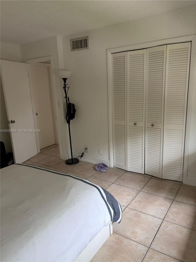 16184 Laurel Dr , Unit 204, Weston, FL 33326 Photo