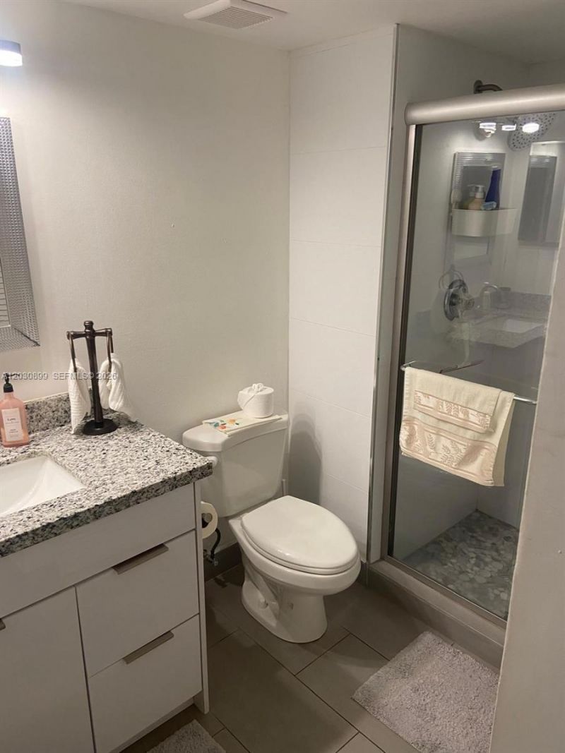 16184 Laurel Dr , Unit 204, Weston, FL 33326 Photo