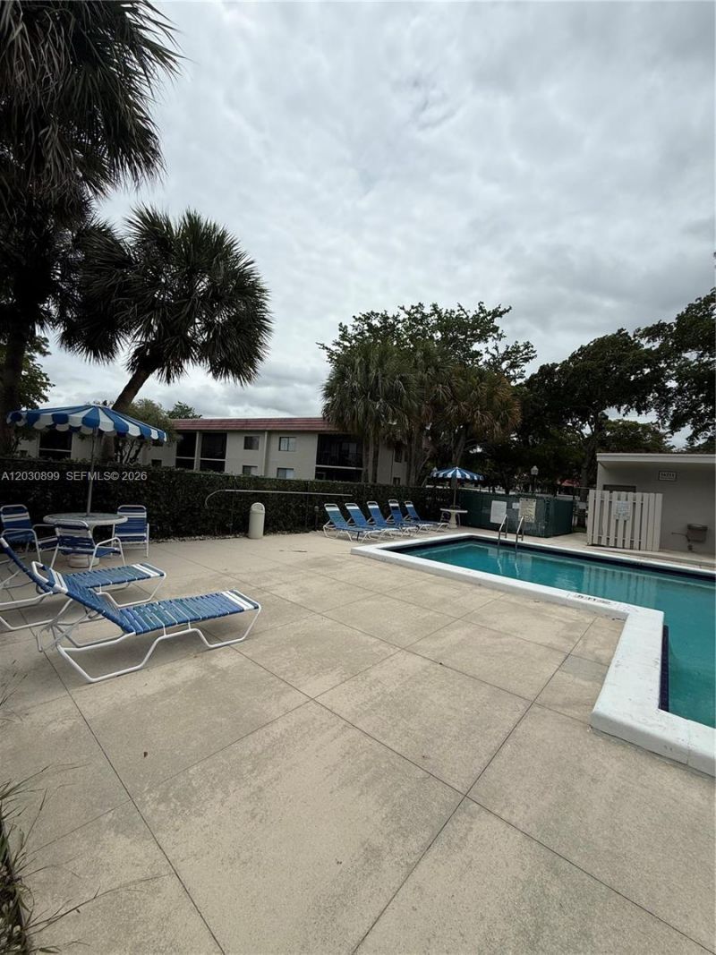16184 Laurel Dr , Unit 204, Weston, FL 33326 Photo