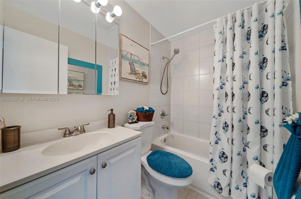 15610 NE 6th Ave , Unit 34C, Miami, FL 33162 Photo