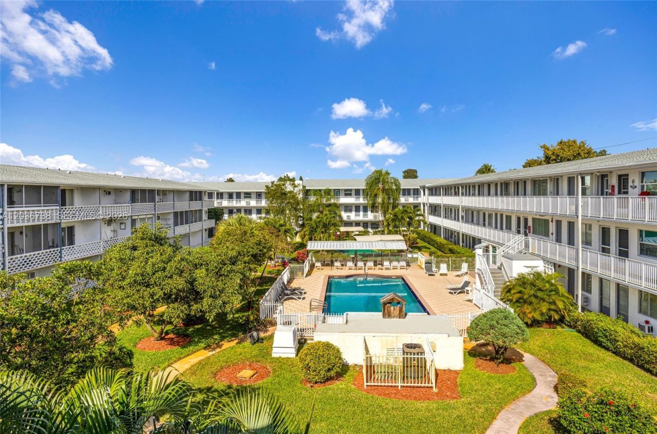 15610 NE 6th Ave , Unit 34C, Miami, FL 33162 Photo