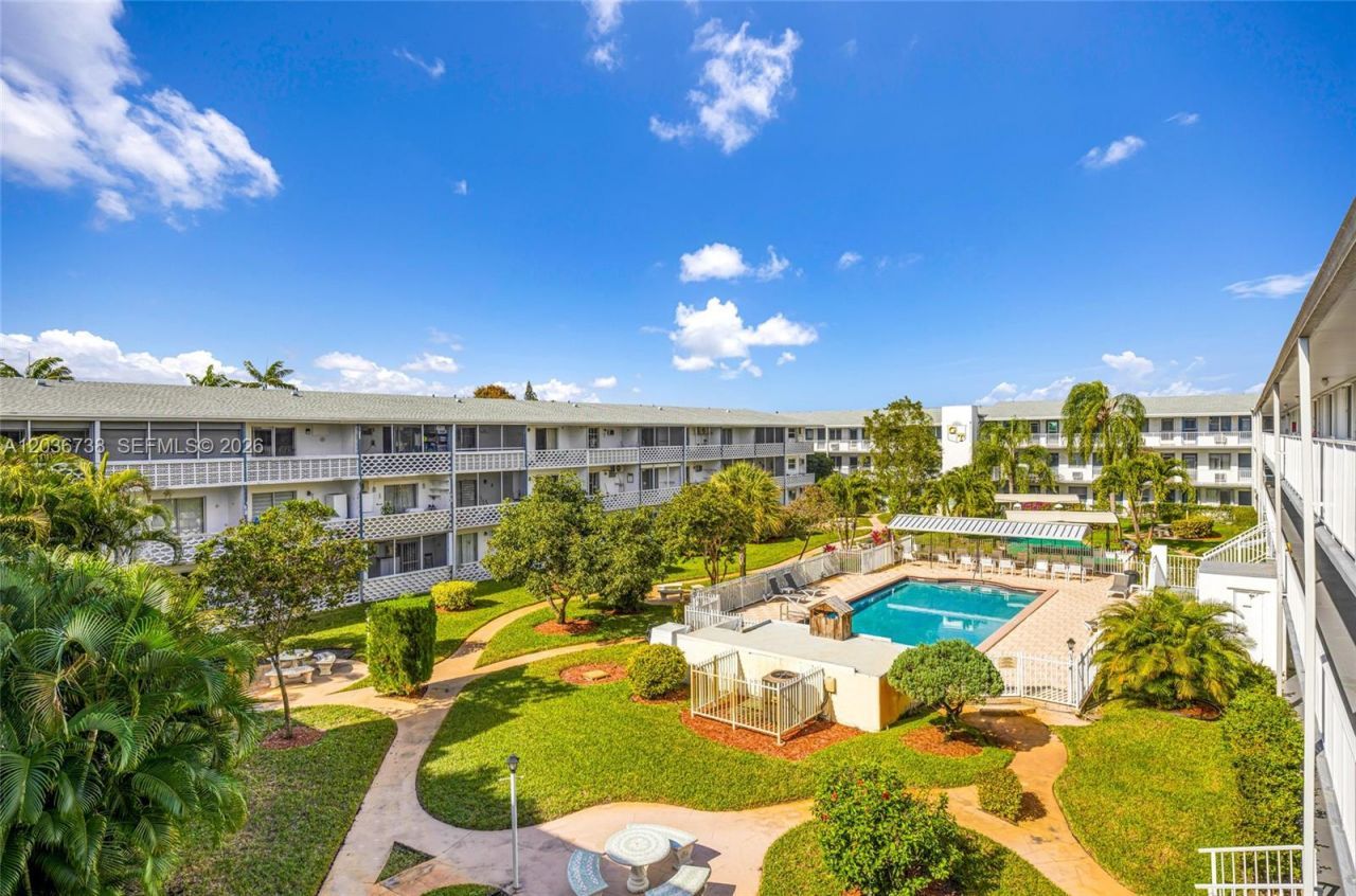 15610 NE 6th Ave , Unit 34C, Miami, FL 33162 Photo
