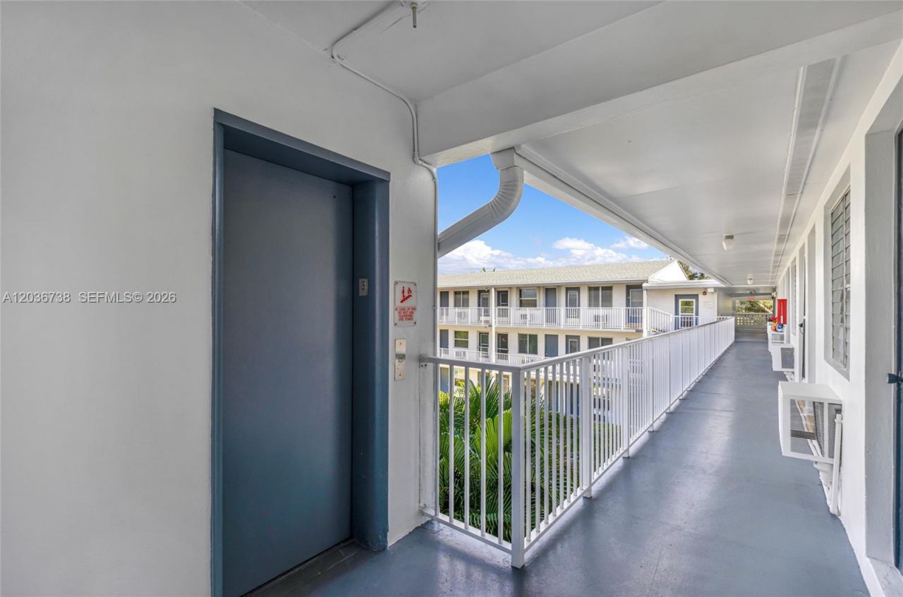 15610 NE 6th Ave , Unit 34C, Miami, FL 33162 Photo