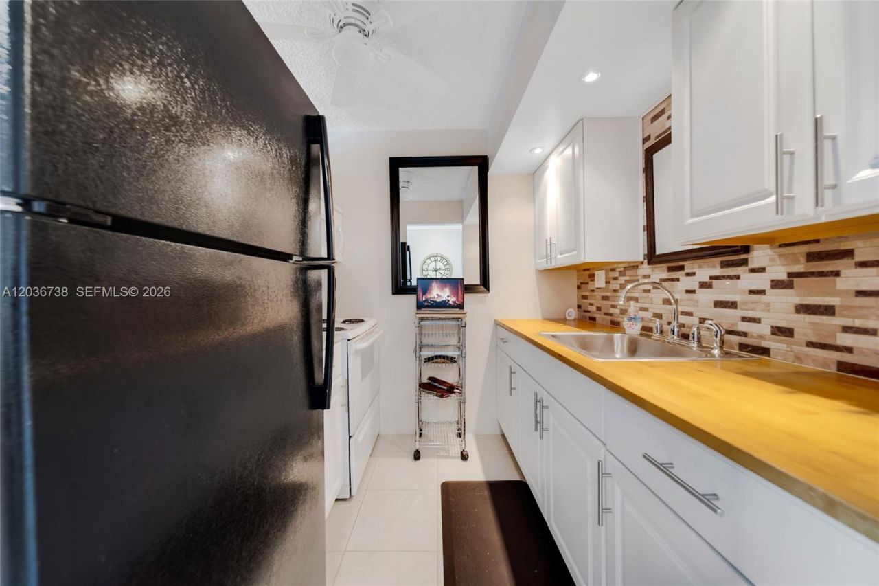 15610 NE 6th Ave , Unit 34C, Miami, FL 33162 Photo