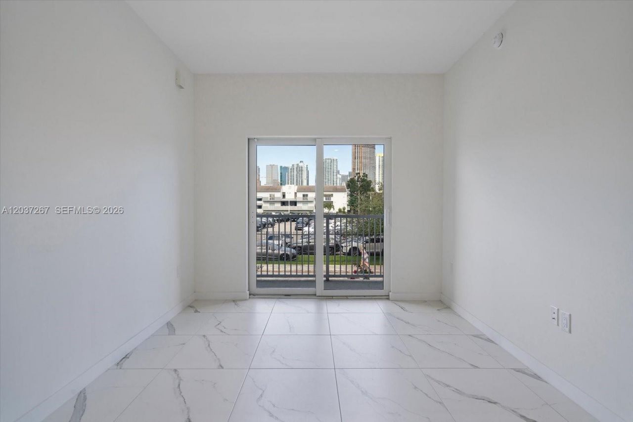 420 SW 7th Ave , Unit 204, Miami, FL 33130 Photo