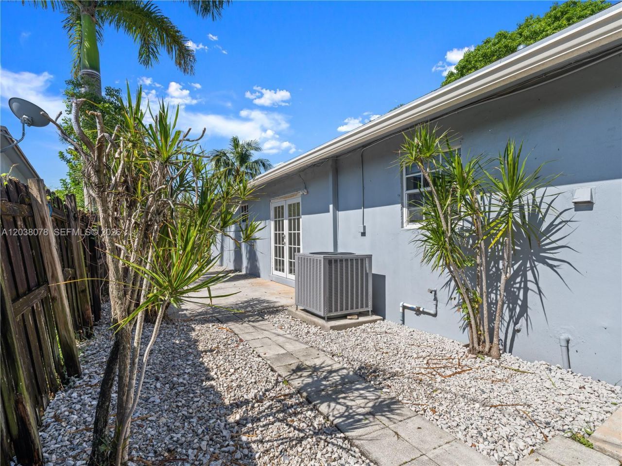 7591 Pierce St, Hollywood, FL 33024 Photo