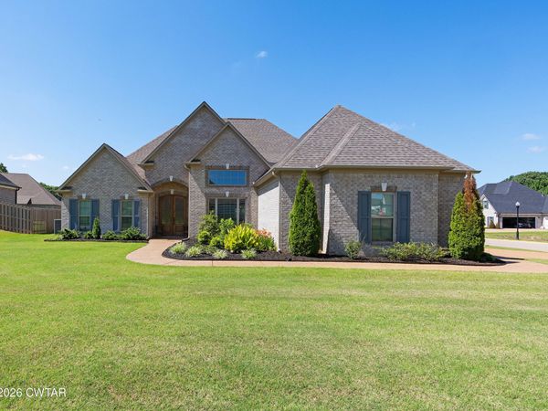 6 Larkhaven Loop , Jackson, TN 38305