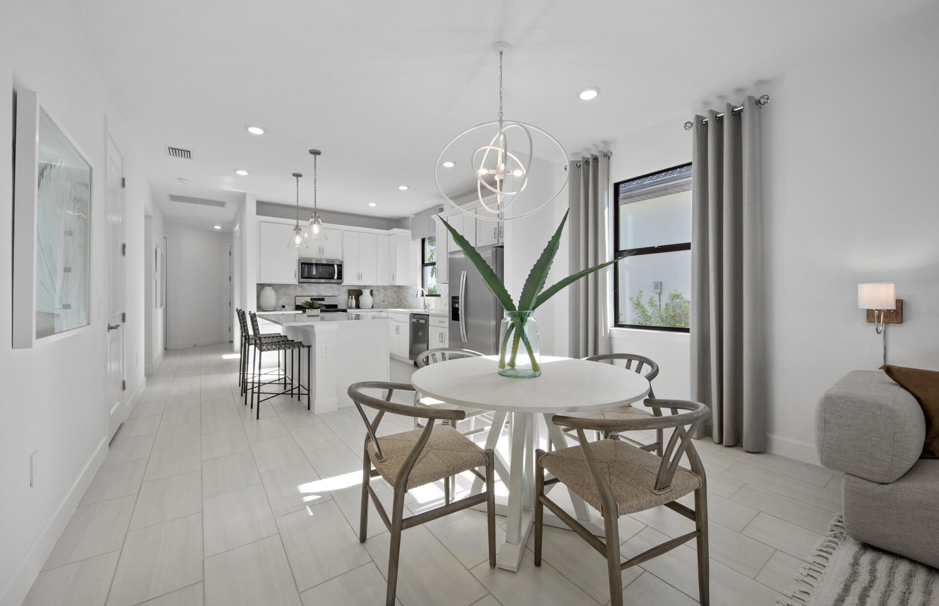 2114 Sequoia, Naples, FL 34120 Photo