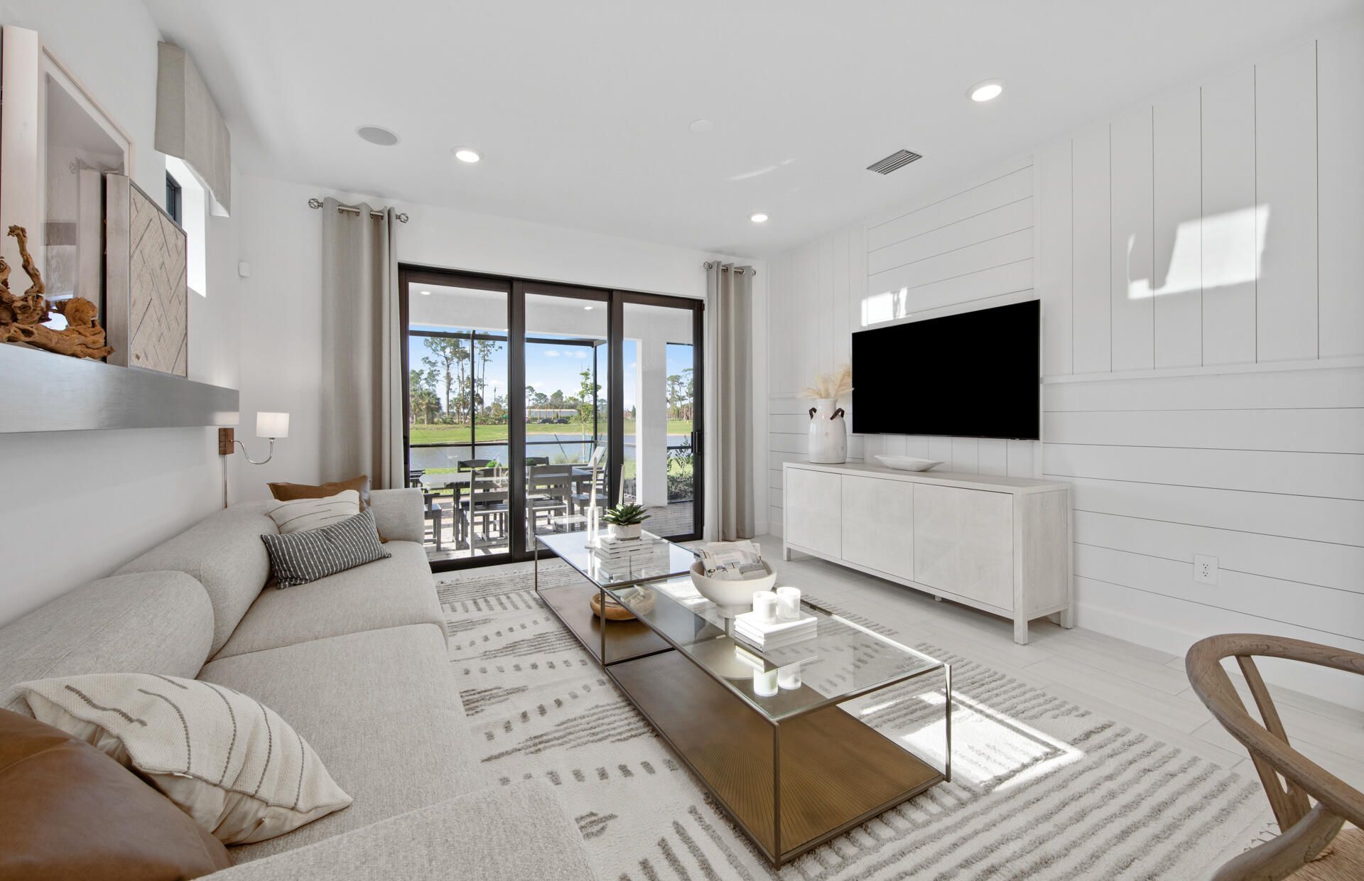 2114 Sequoia, Naples, FL 34120 Photo