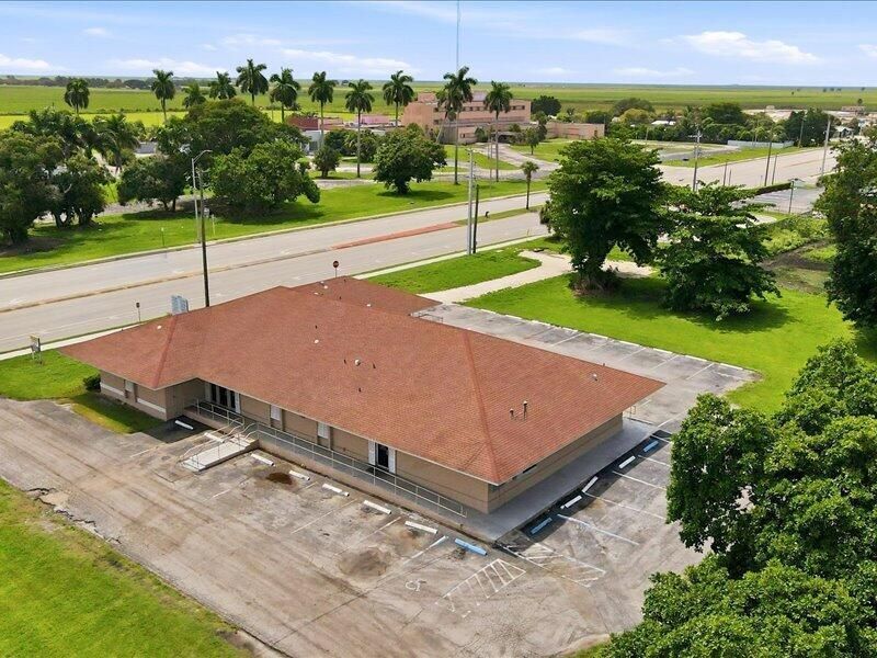 1100 S Main Street, Belle Glade, FL 33430 Photo