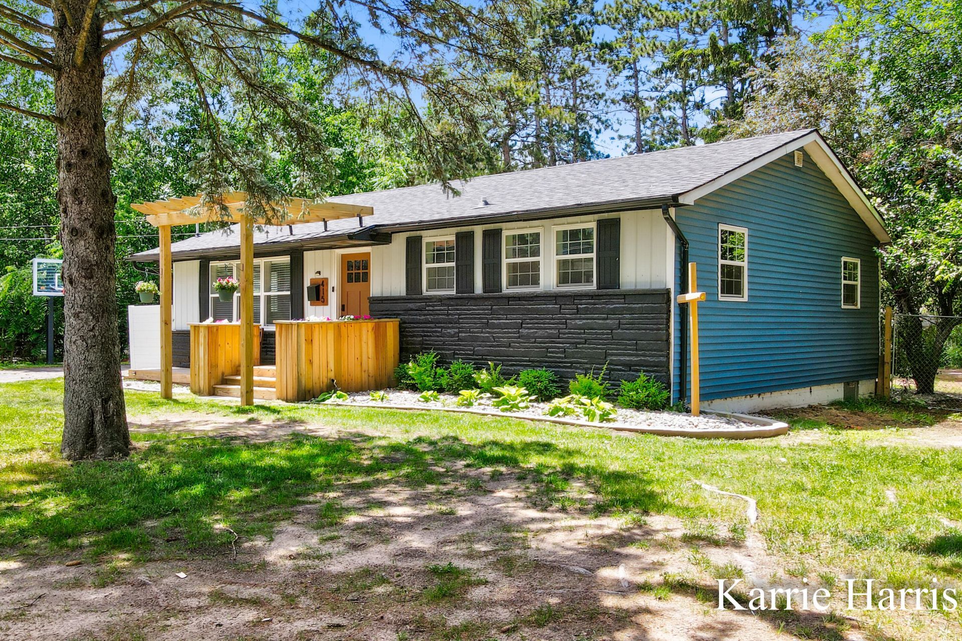 415 S Luray Street, Greenville, MI 48838 Main Photo