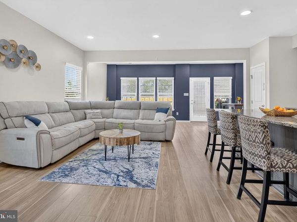 91 SUNDANCE DRIVE, HAMILTON, NJ 08619