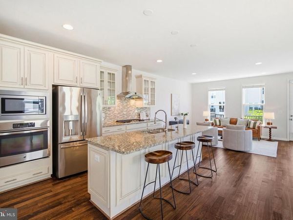23489 EPPERSON SQUARE, BRAMBLETON, VA 20148