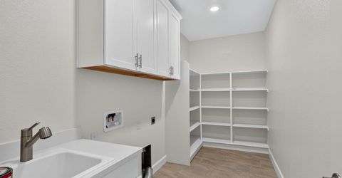 9673 Sedgefield Cir, Elk Grove, CA 95624 Photo