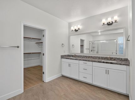 9673 Sedgefield Cir, Elk Grove, CA 95624 Photo