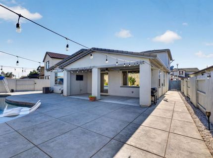9673 Sedgefield Cir, Elk Grove, CA 95624 Photo