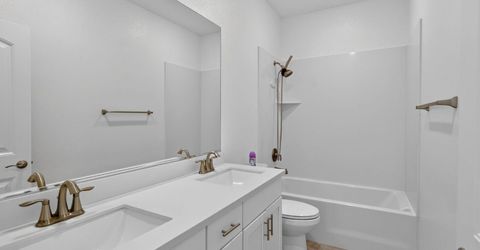 9673 Sedgefield Cir, Elk Grove, CA 95624 Photo
