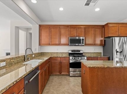 375 Applegate Dr, Oakdale, CA 95361 Photo