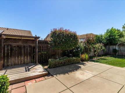 375 Applegate Dr, Oakdale, CA 95361 Photo