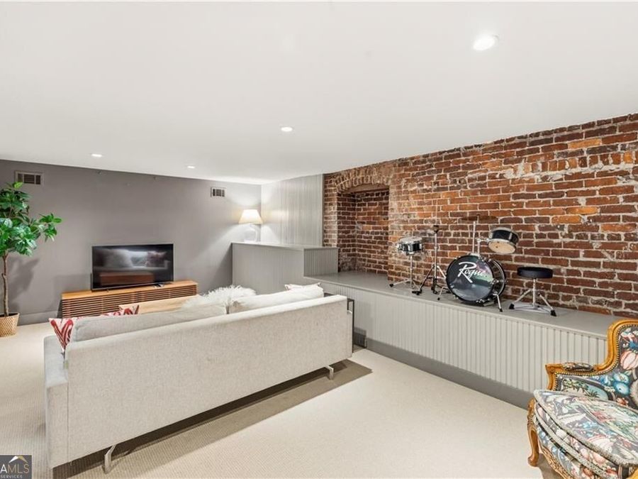 Property Image 50