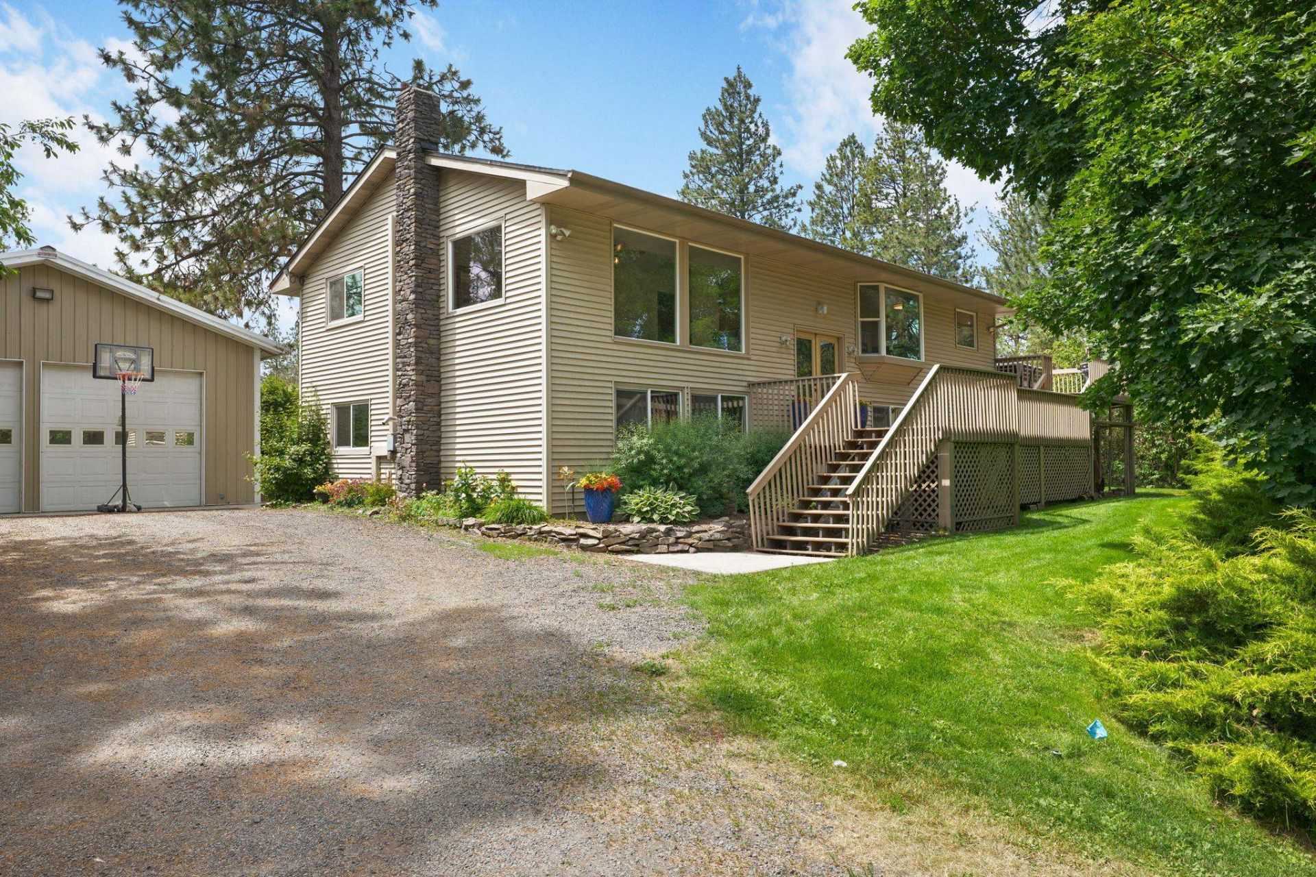 6104 W Deno Rd, Spokane, WA 99224 Main Photo
