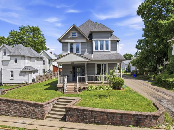 611 Montour Street, Coraopolis, PA 15108