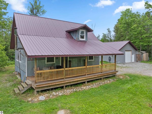 9124 Jyla Lane SE, Kalkaska, MI 49646