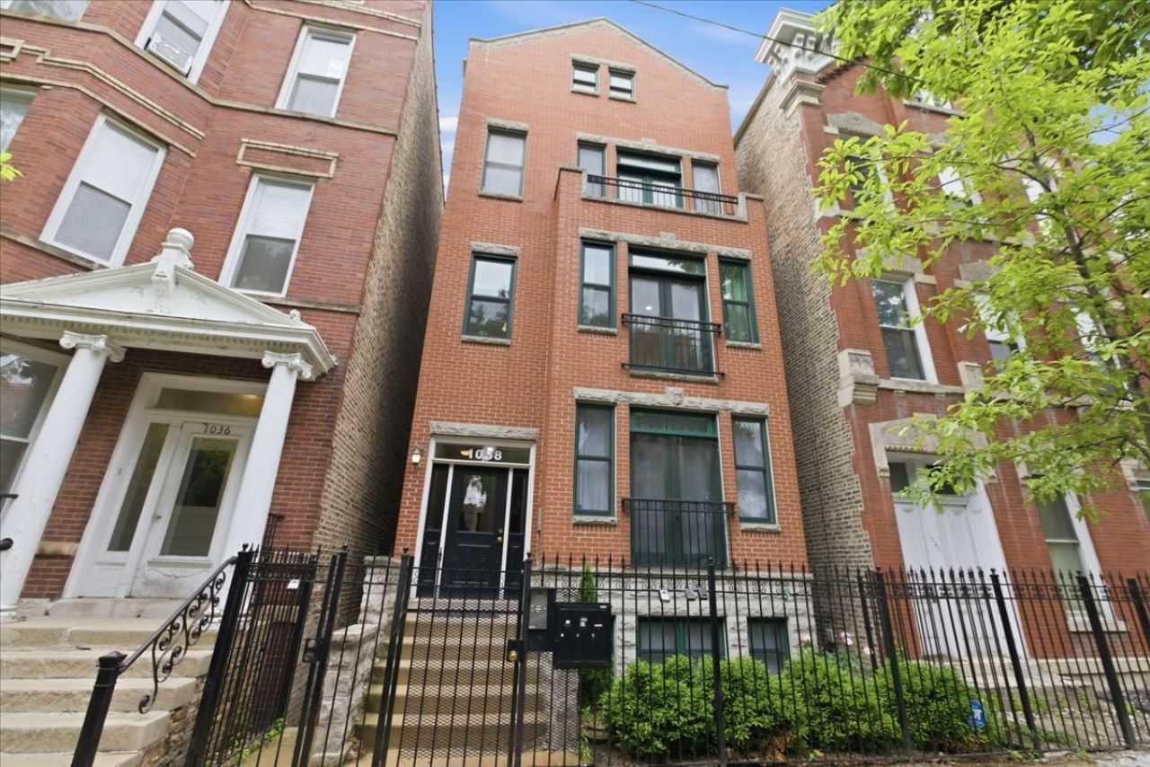 1038 N Marshfield Avenue, Unit 3, Chicago, IL 60622 Main Photo