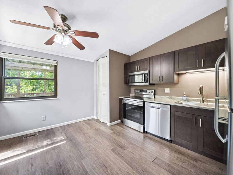 1004 Swanton Court, Westerville, OH 43081 Photo 6