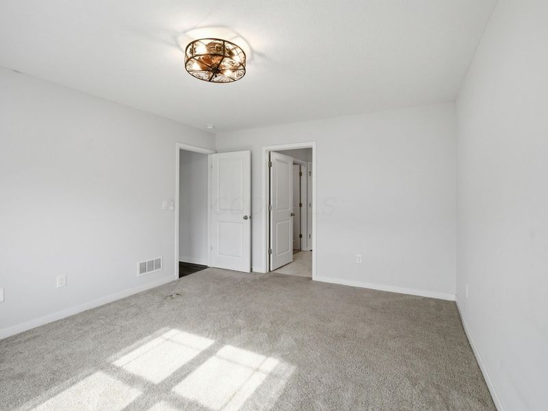11 Cider Mill Drive, Ashville, OH 43103 Photo 12