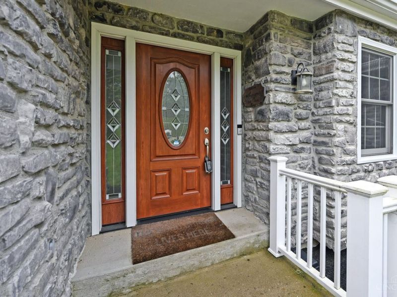 8405 Toddcreek Circle, West Chester, OH 45069 Photo 3