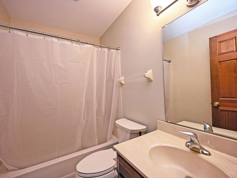8405 Toddcreek Circle, West Chester, OH 45069 Photo 34