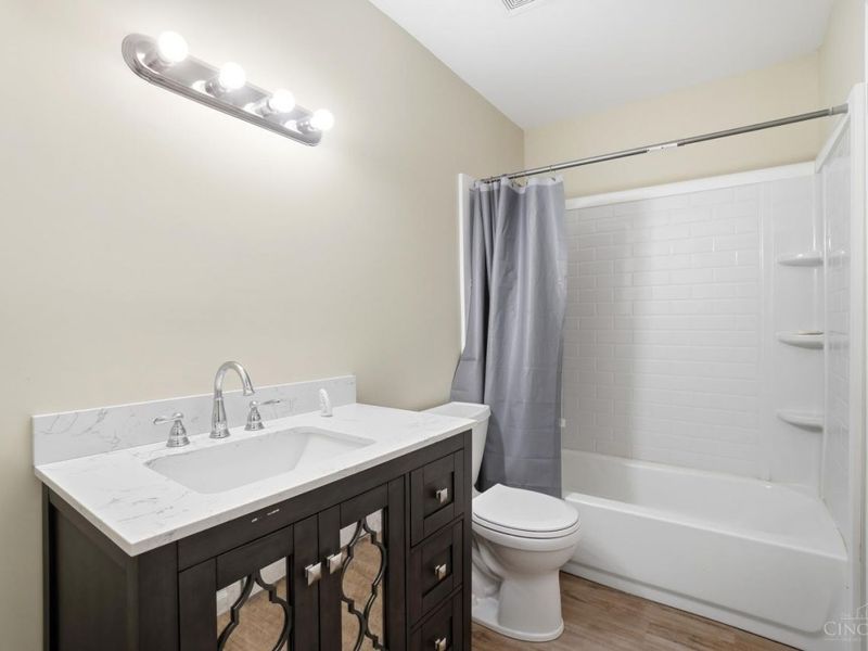 1563 Lemontree Drive, Forest Park, OH 45240 Photo 13