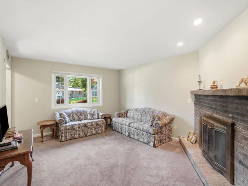 1563 Lemontree Drive, Forest Park, OH 45240 Photo 4