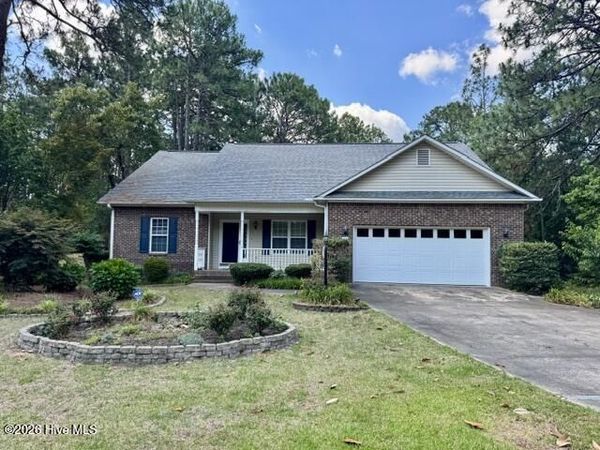 111 Michael Lane , Aberdeen, NC 28315