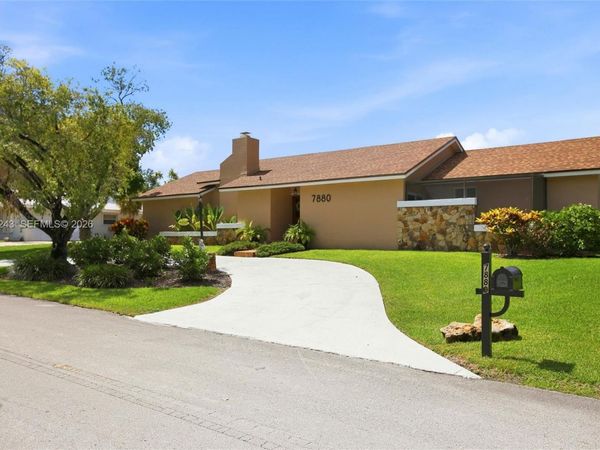 7880 SW 180th Ter , Palmetto Bay, FL 33157