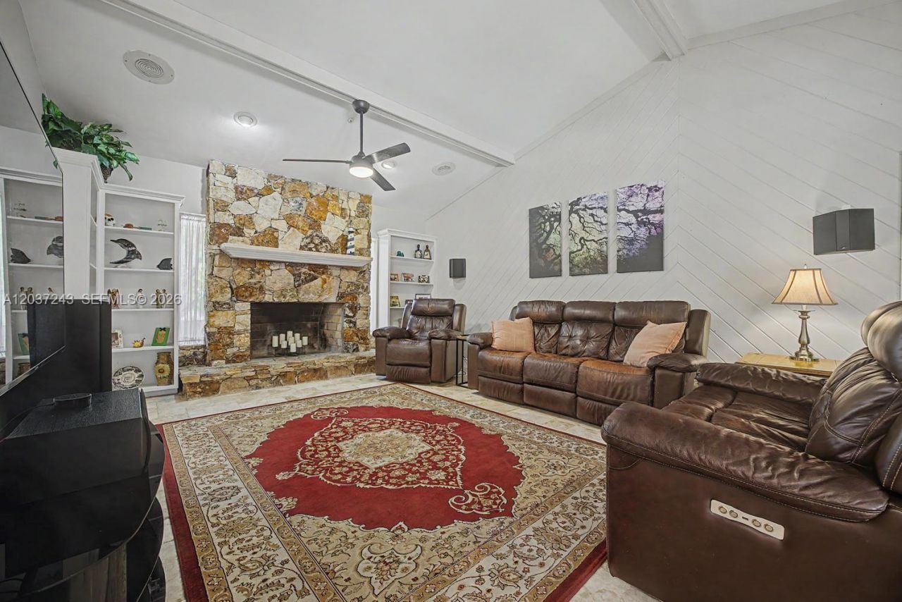 7880 SW 180th Ter, Palmetto Bay, FL 33157 Photo
