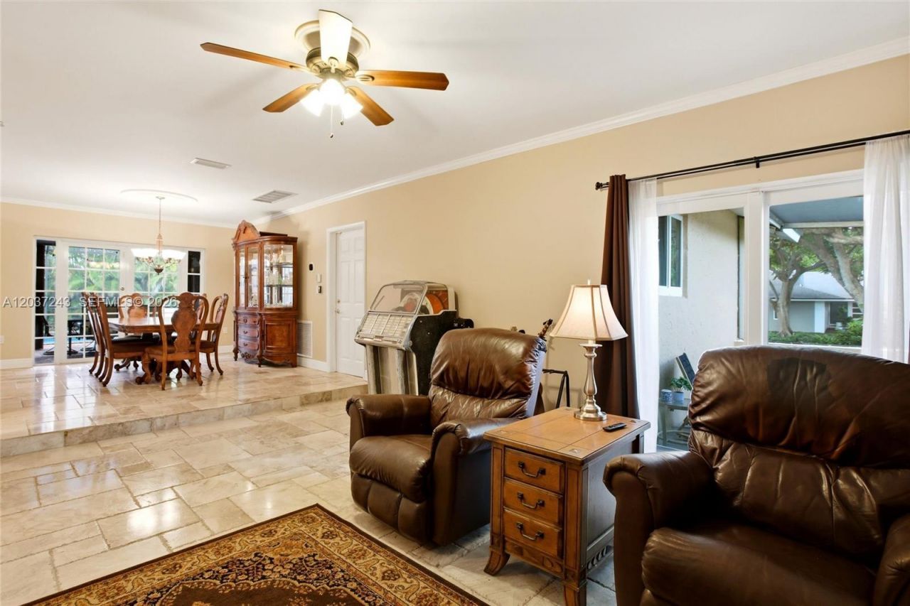 7880 SW 180th Ter , Palmetto Bay, FL 33157 Photo