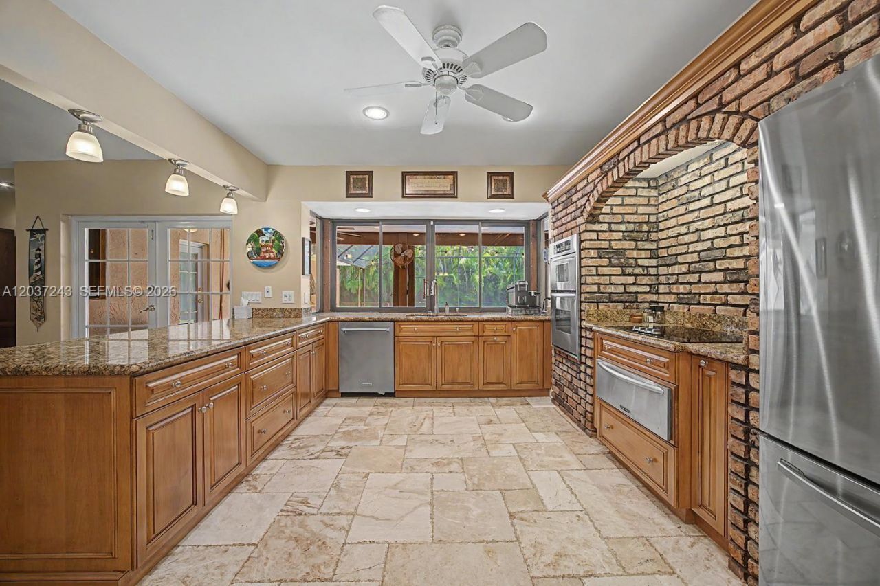 7880 SW 180th Ter, Palmetto Bay, FL 33157 Photo