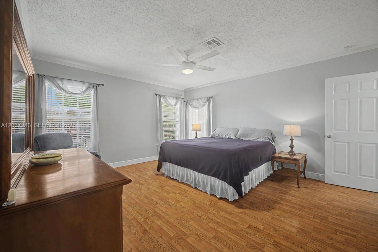 7880 SW 180th Ter, Palmetto Bay, FL 33157 Photo