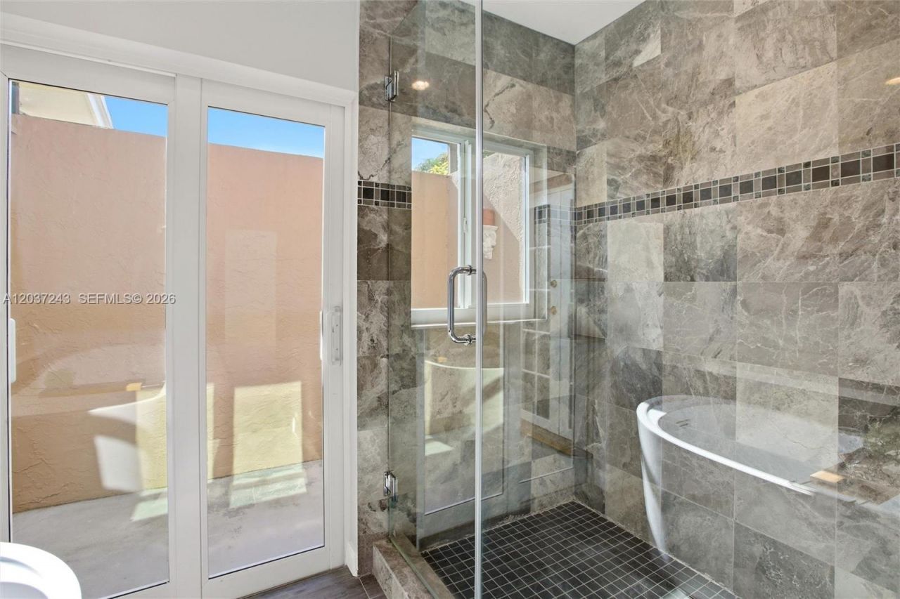 7880 SW 180th Ter , Palmetto Bay, FL 33157 Photo