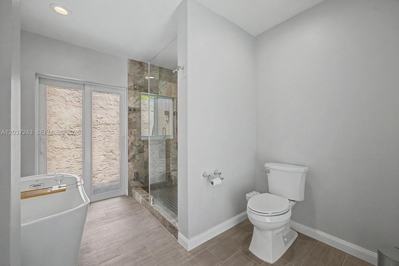 7880 SW 180th Ter, Palmetto Bay, FL 33157 Photo