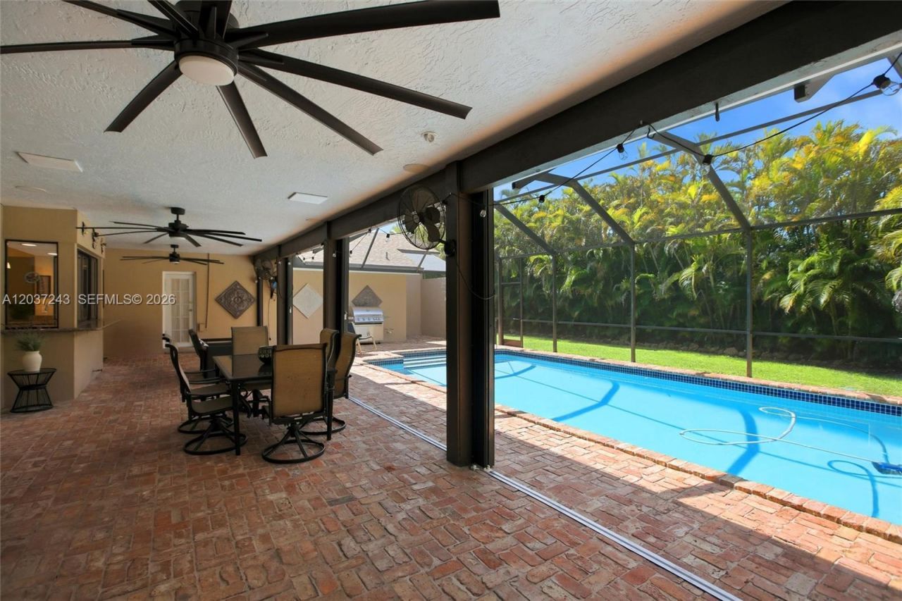7880 SW 180th Ter , Palmetto Bay, FL 33157 Photo