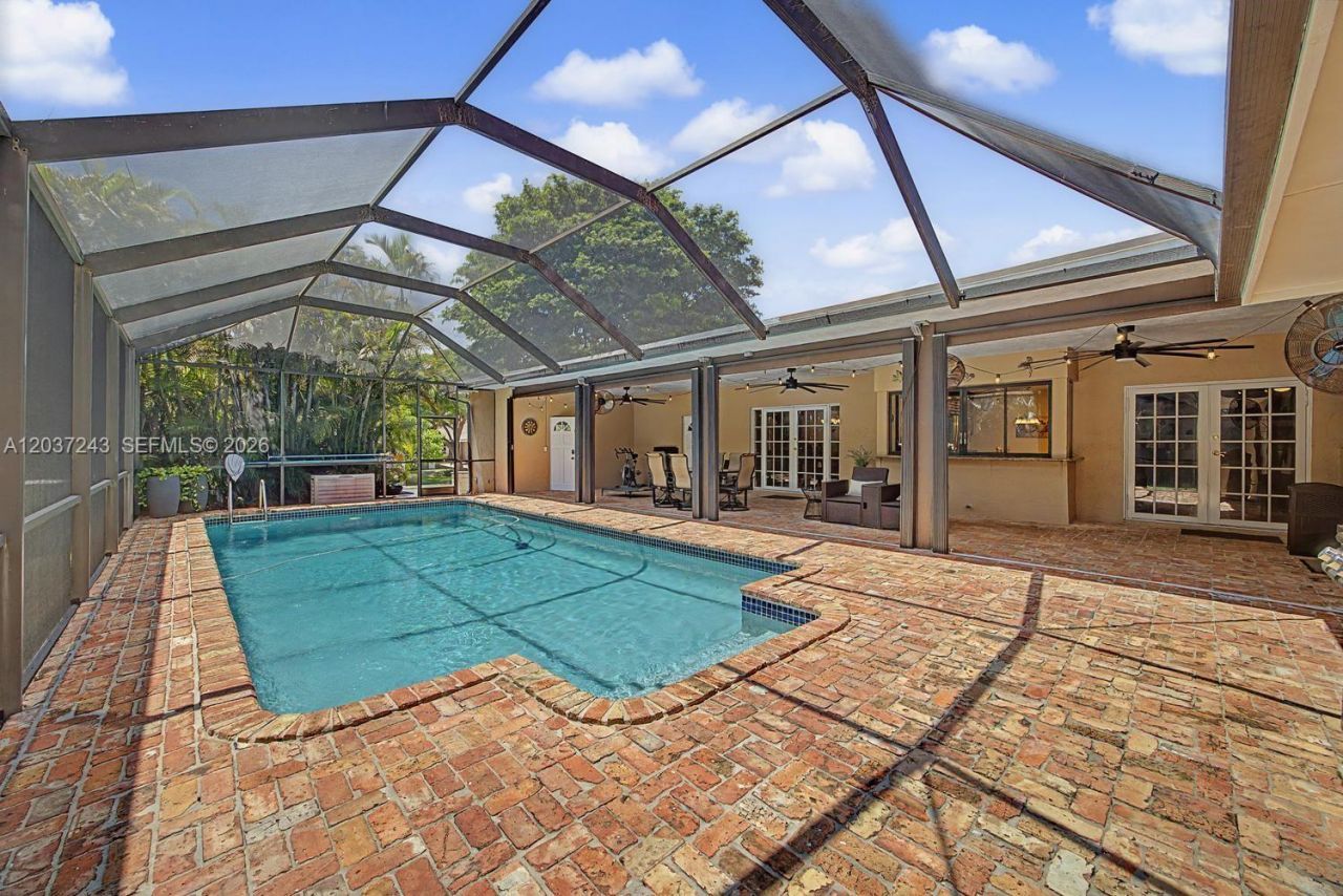 7880 SW 180th Ter, Palmetto Bay, FL 33157 Photo