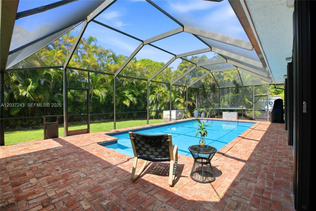 7880 SW 180th Ter , Palmetto Bay, FL 33157 Photo