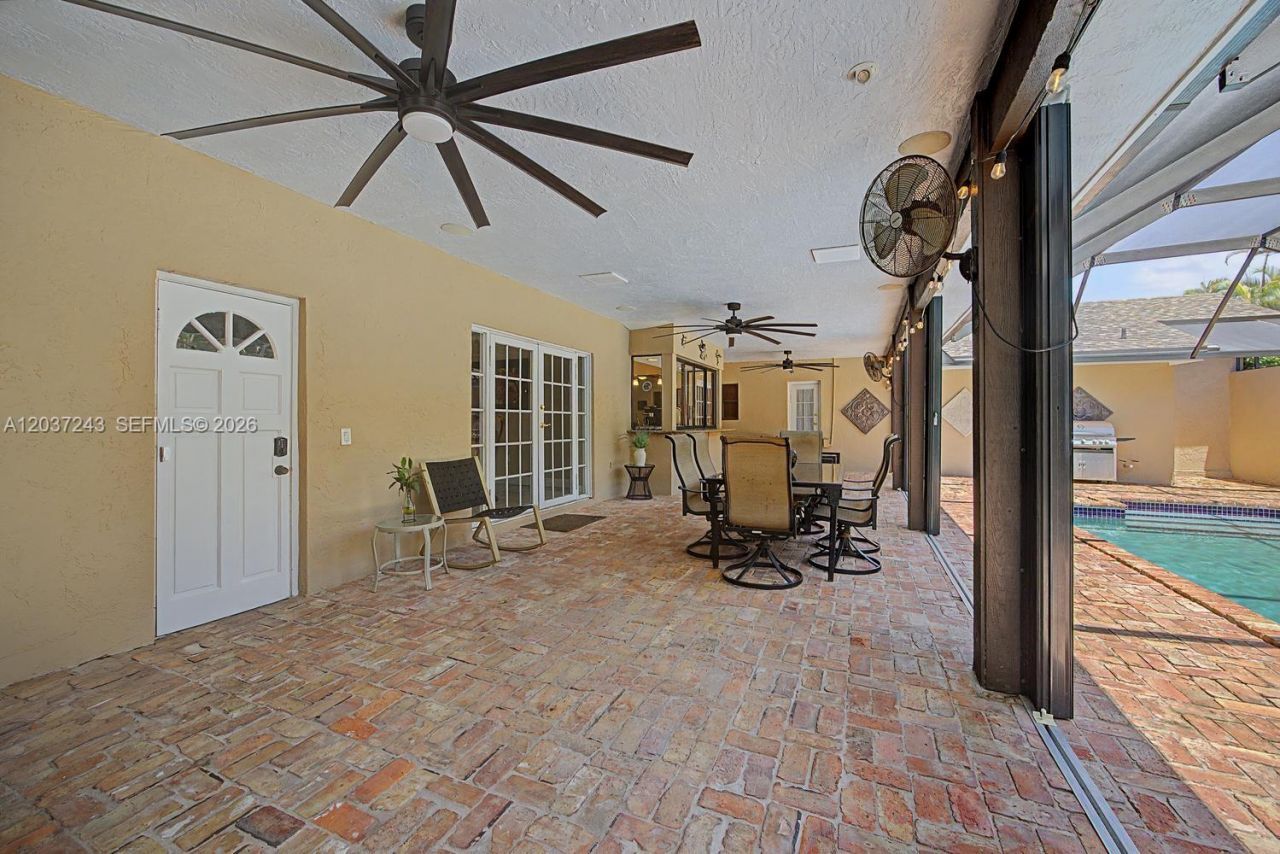 7880 SW 180th Ter, Palmetto Bay, FL 33157 Photo