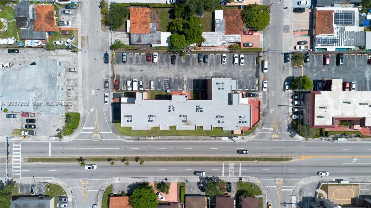 6090 W Flagler St, Unit 307, Miami, FL 33144 Photo