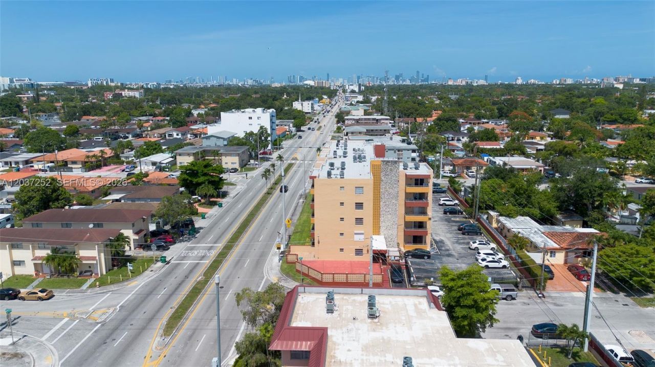6090 W Flagler St, Unit 307, Miami, FL 33144 Photo
