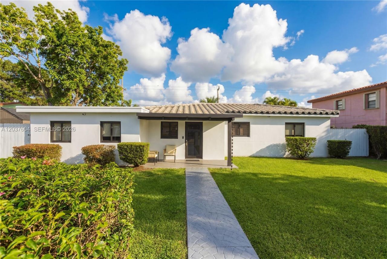 7395 SW 39th St, Miami, FL 33155 Photo